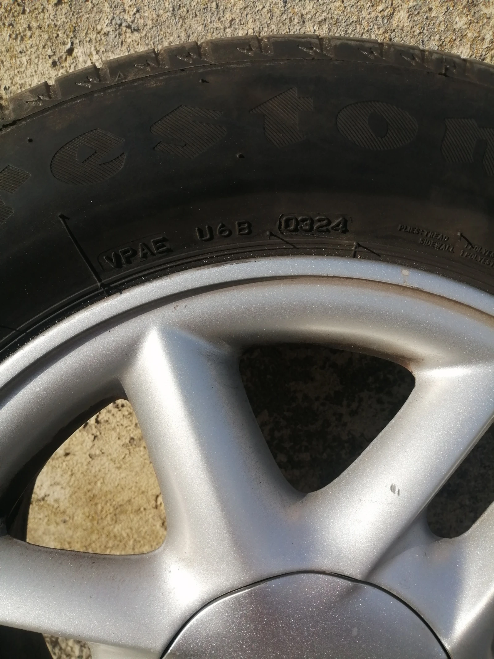 Гуми с джанти Firestone 195/65R15, снимка 3 - Гуми и джанти - 55540073