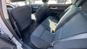 Toyota Auris, снимка 12