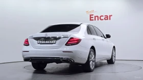 Mercedes-Benz E 300 4MATIC EXCLUSIVE* КОЖА* ОБДУХВ* НАВИ* ПАНО, снимка 2