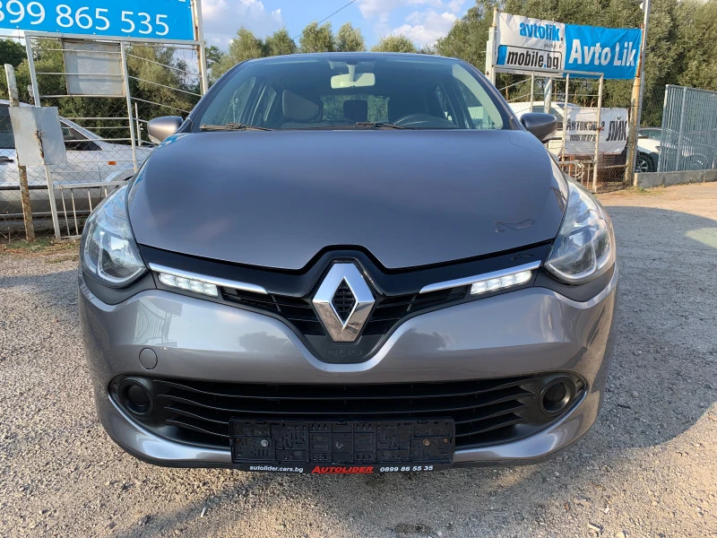 Renault Clio 1.2 i, снимка 2 - Автомобили и джипове - 45404428