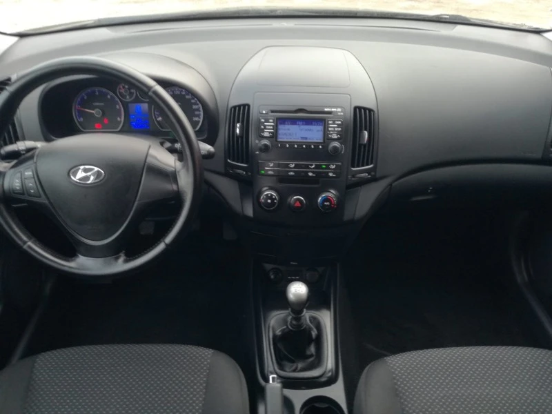 Hyundai I30 1.6CRDI BLU DRIVE FACE, снимка 9 - Автомобили и джипове - 44106217