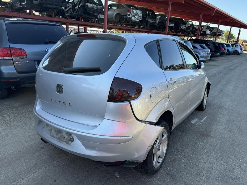 Seat Altea 2.0, снимка 4 - Автомобили и джипове - 46483517