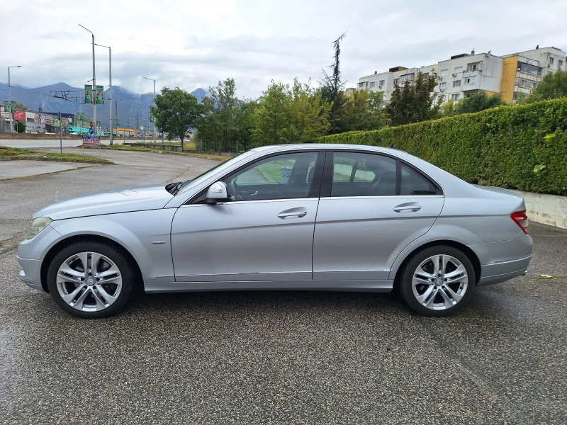 Mercedes-Benz C 320 224кс ТОП състояние , снимка 2 - Автомобили и джипове - 47303759