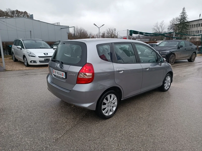 Honda Jazz 1.4i-83кс-ШВЕЙЦАРИЯ-АВТОМАТ-FACELIFT, снимка 3 - Автомобили и джипове - 48296821