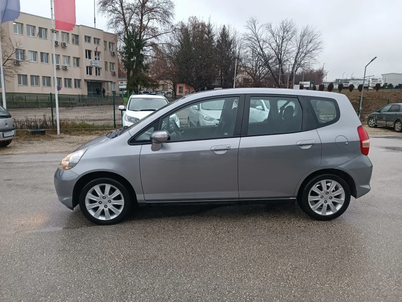 Honda Jazz 1.4i-83кс-ШВЕЙЦАРИЯ-АВТОМАТ-FACELIFT, снимка 6 - Автомобили и джипове - 48296821