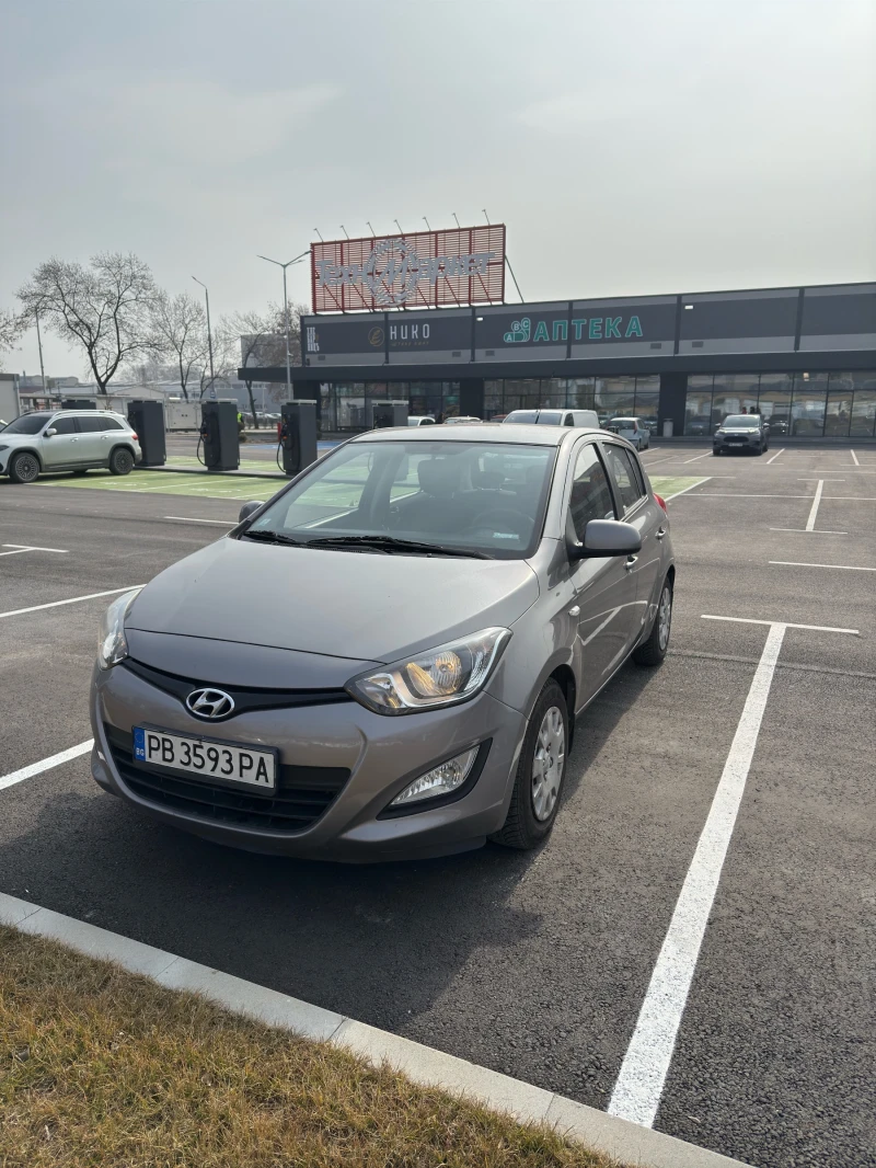 Hyundai I20, снимка 3 - Автомобили и джипове - 49299534