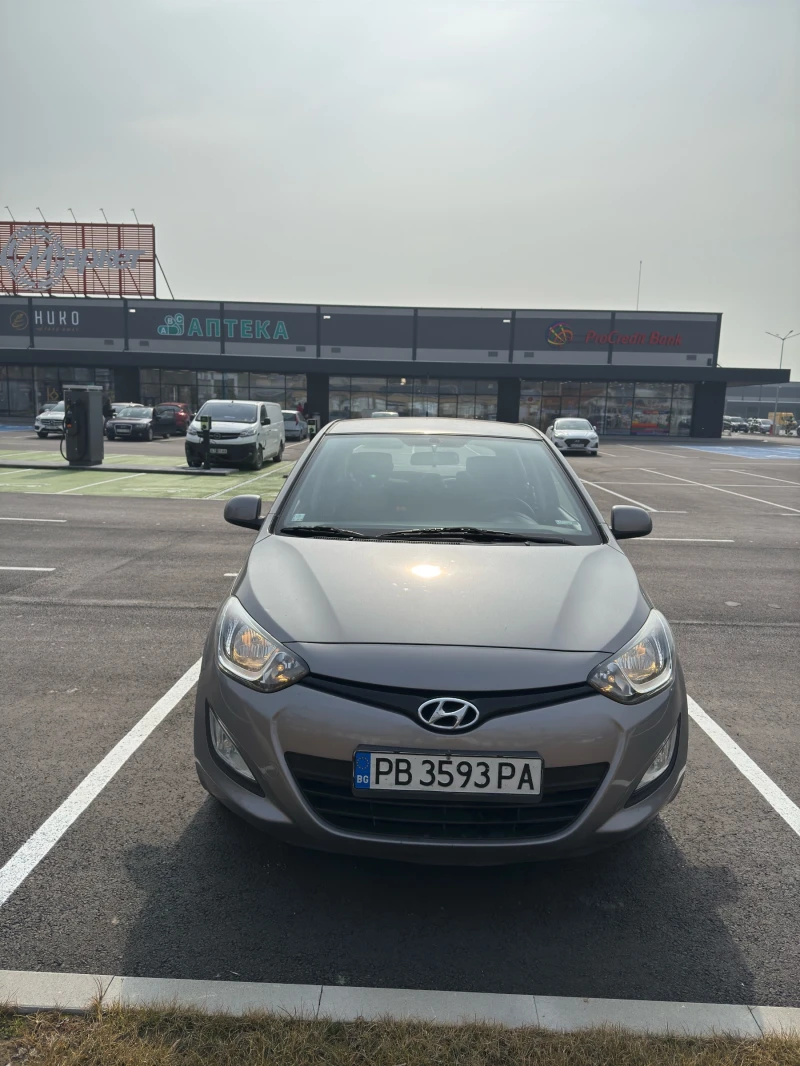 Hyundai I20, снимка 2 - Автомобили и джипове - 49299534