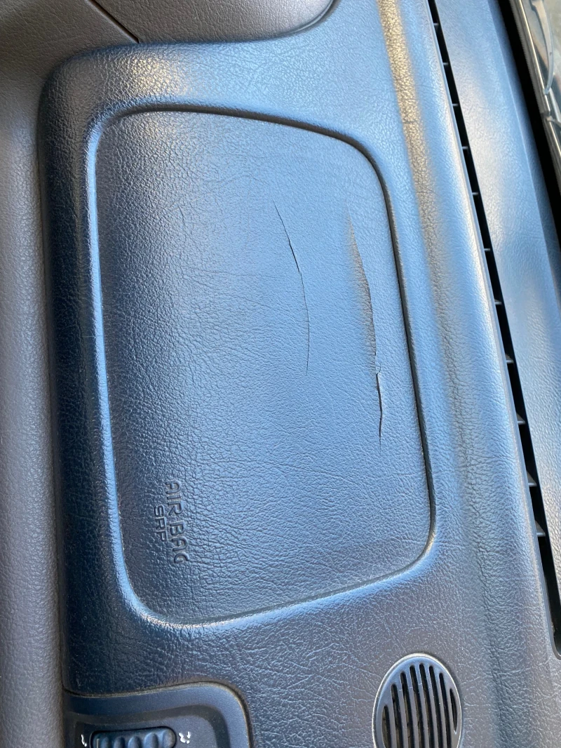 Renault Clio, снимка 4 - Автомобили и джипове - 52310269