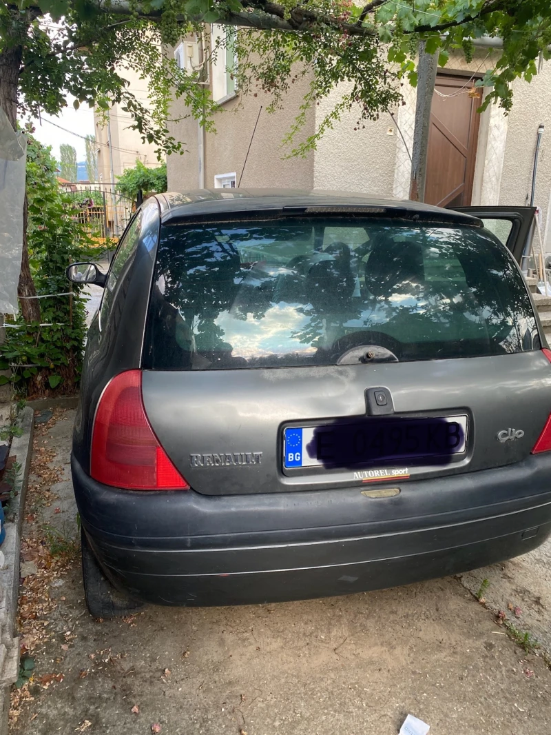 Renault Clio, снимка 3 - Автомобили и джипове - 52310269