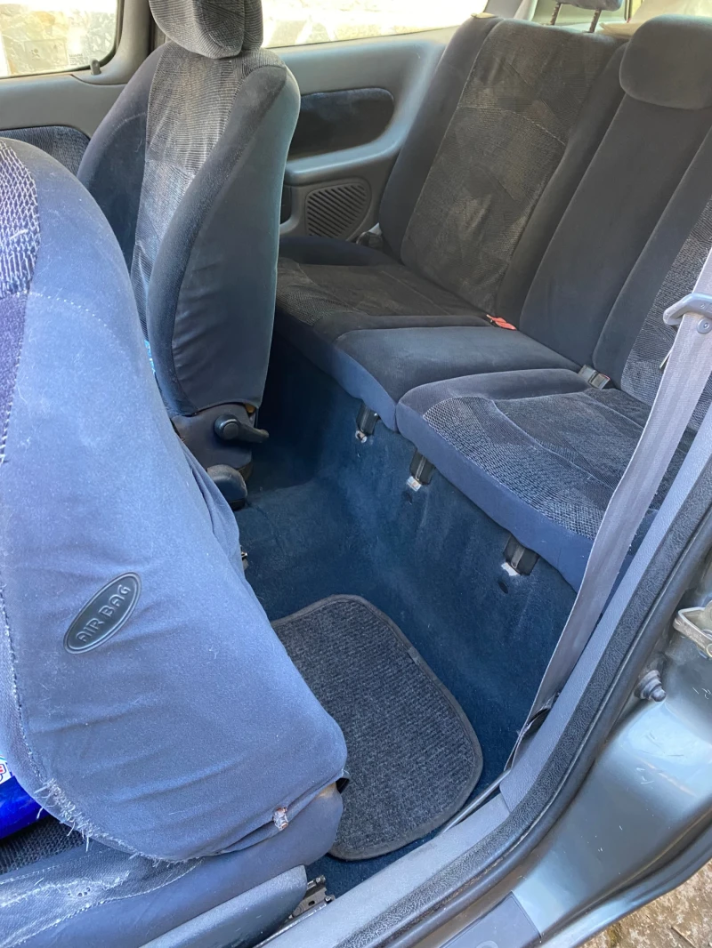 Renault Clio, снимка 6 - Автомобили и джипове - 52310269