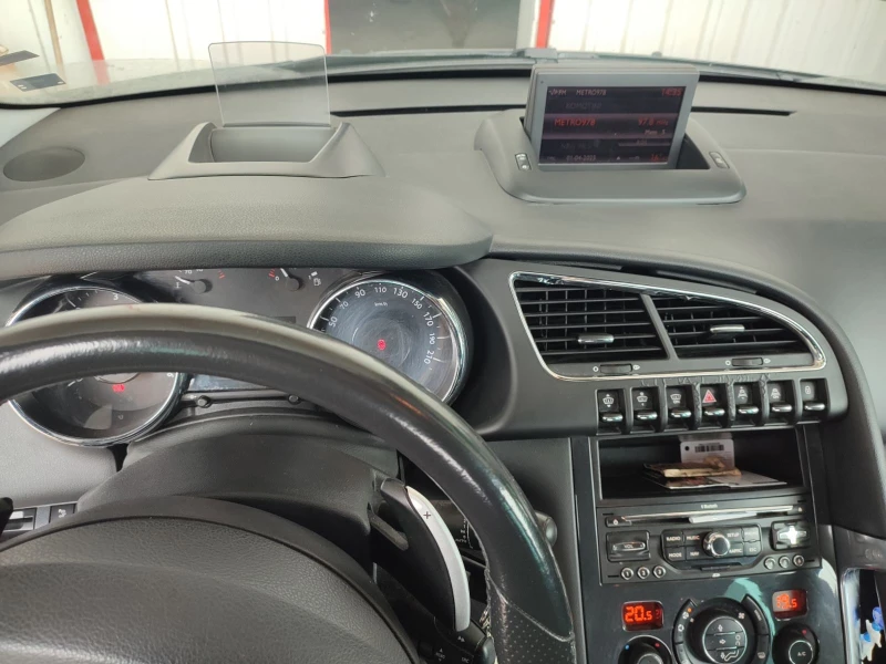 Peugeot 3008 1.6hdi, снимка 4 - Автомобили и джипове - 52110468