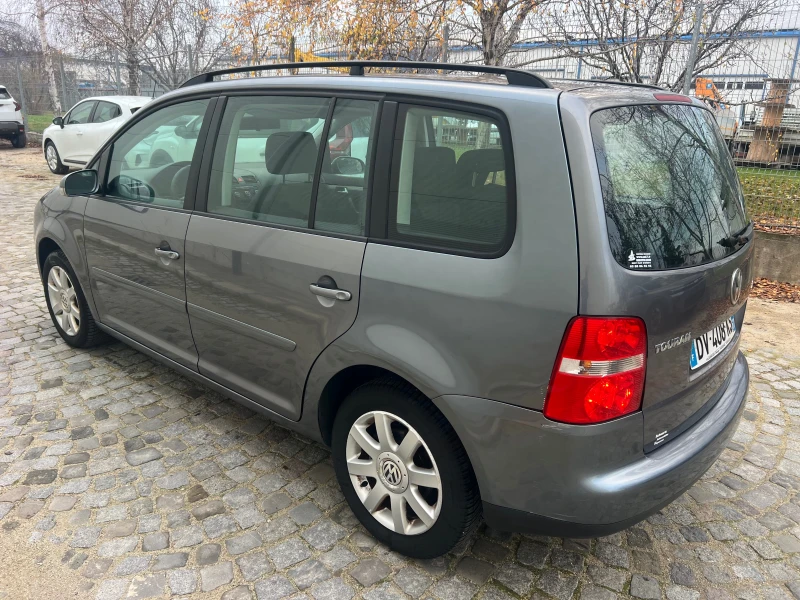 VW Touran 2.0 TDI CLIMA, снимка 6 - Автомобили и джипове - 52908901