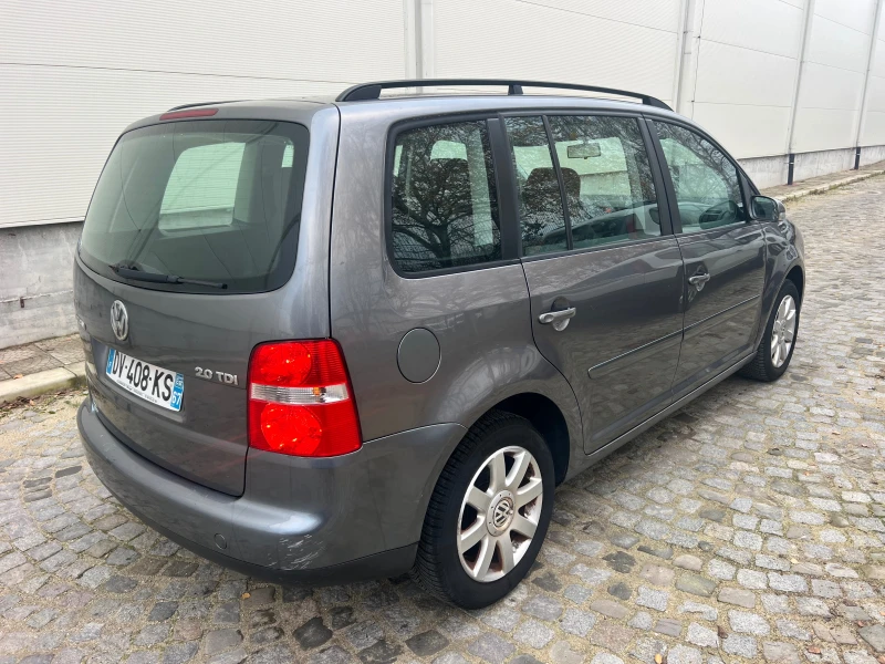 VW Touran 2.0 TDI CLIMA, снимка 8 - Автомобили и джипове - 52908901