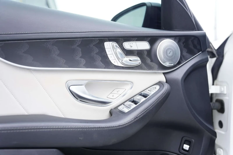 Mercedes-Benz C 43 AMG * CARFAX * ЦЕНА ДО БГ, снимка 11 - Автомобили и джипове - 53142602