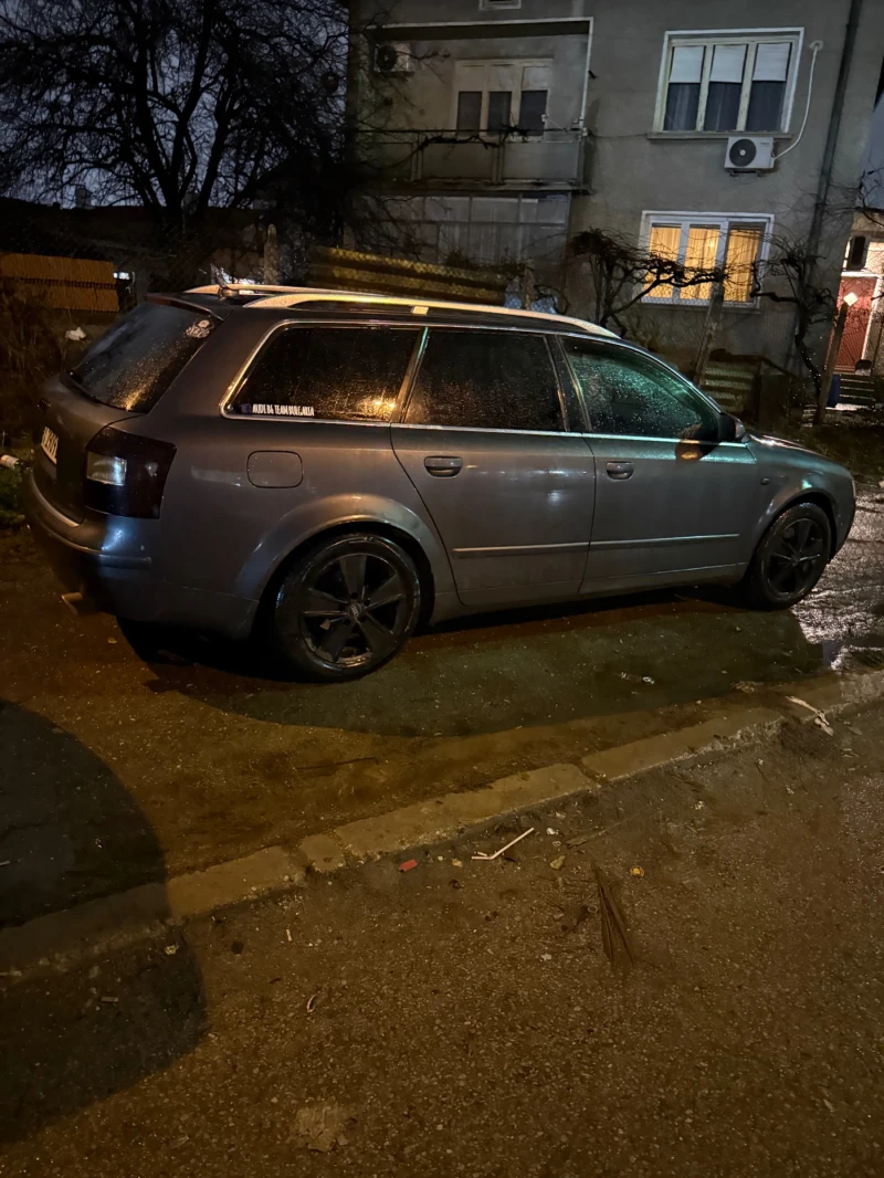 Audi A4 2.5, снимка 13 - Автомобили и джипове - 53418383