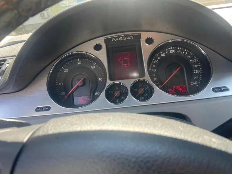 VW Passat 2.0 TDI - 6999 лв. - 52988534 | Car24.bg