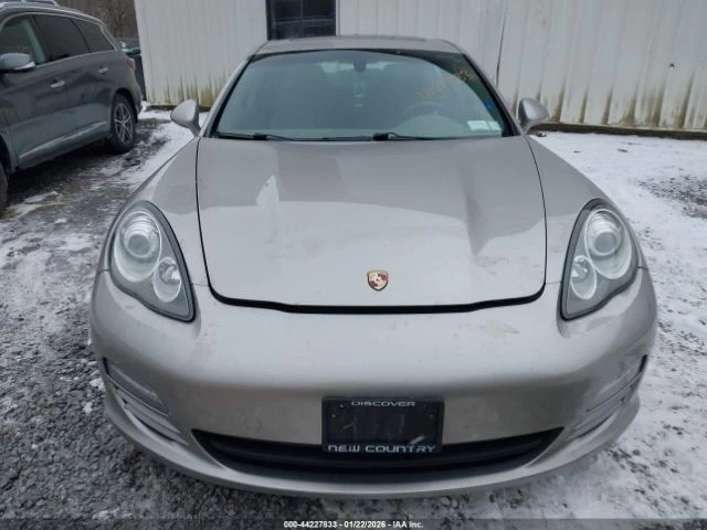 Porsche Panamera 4, снимка 3 - Автомобили и джипове - 53262356