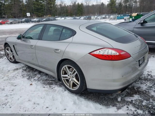 Porsche Panamera 4, снимка 4 - Автомобили и джипове - 53262356
