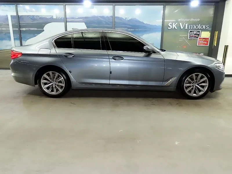 BMW 520 I Luxury - изображение 3