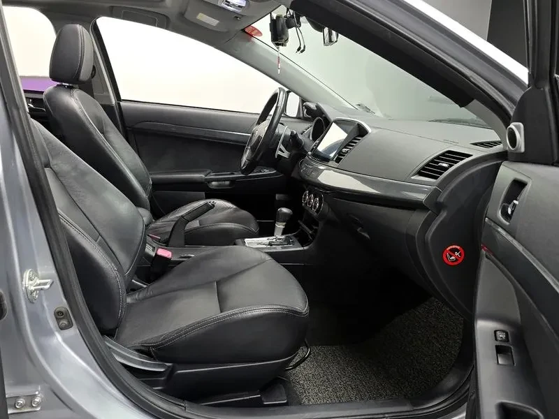 Mitsubishi Lancer LANCER DYNAMIC, снимка 10 - Автомобили и джипове - 54866297