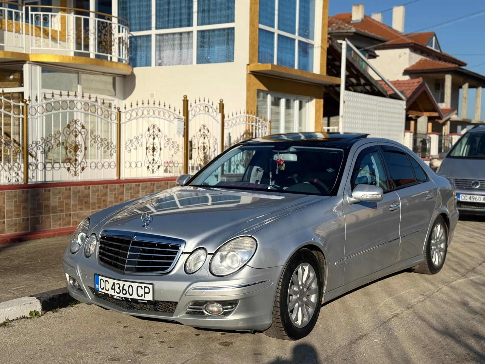 Mercedes-Benz E 320 3.2 224hp 7G , снимка 1