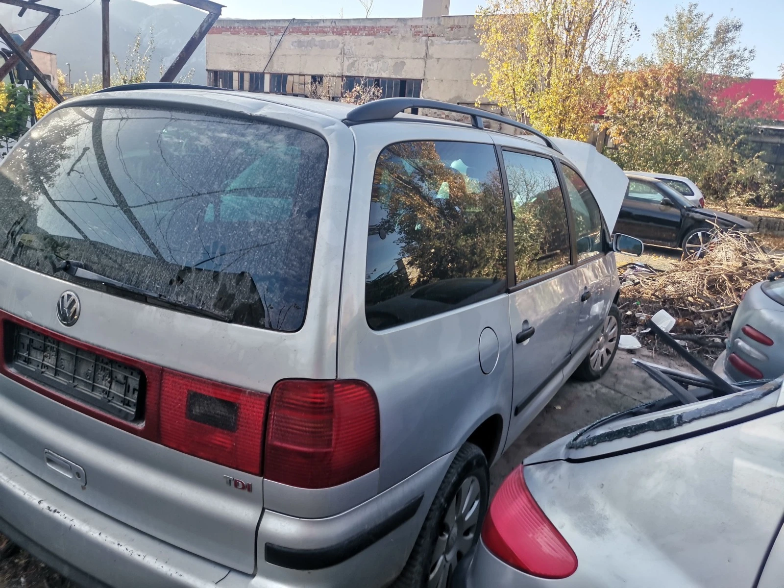 VW Sharan 1.9TDI pd 90кс ANU - изображение 7