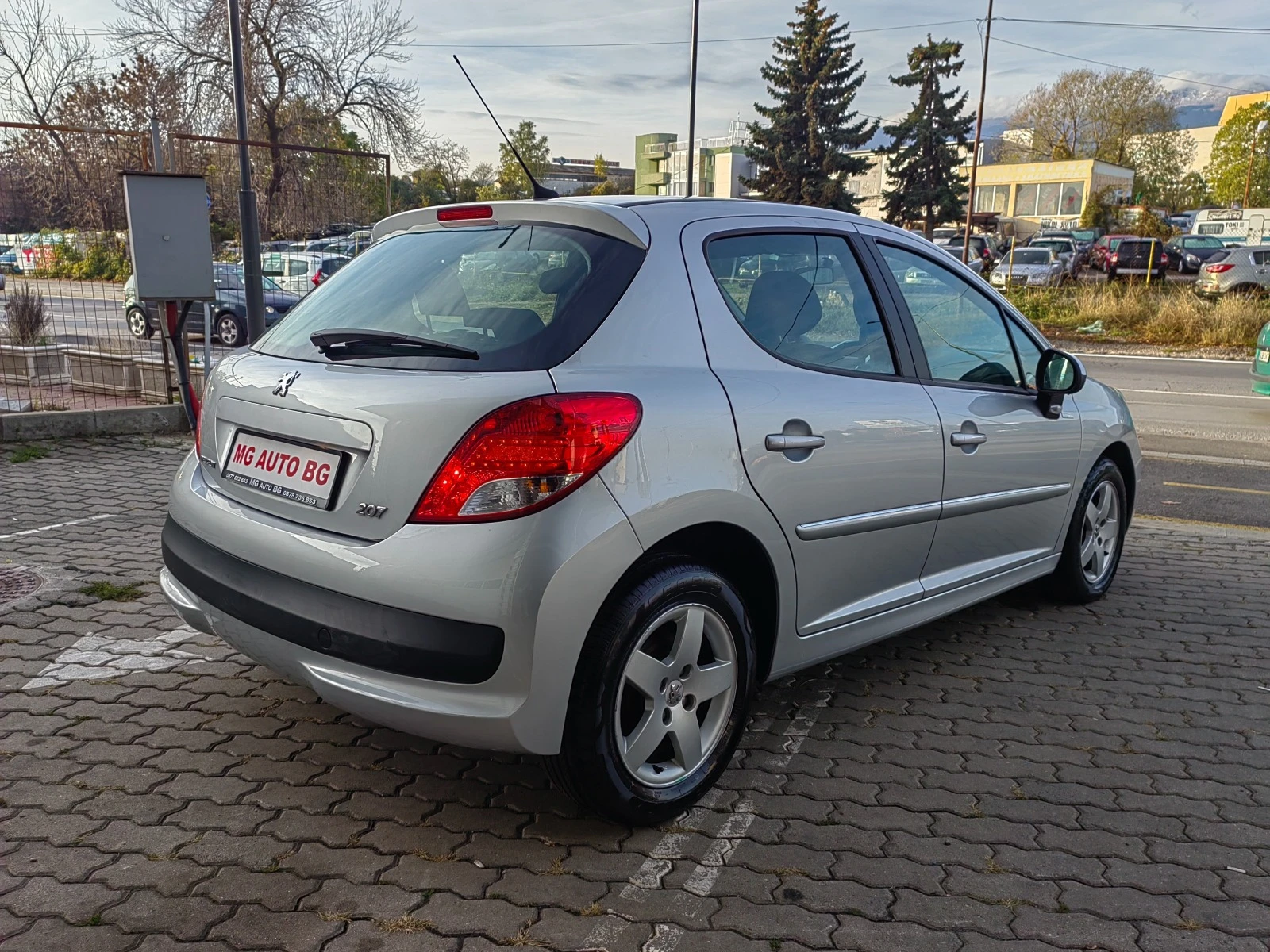 Peugeot 207 1.4HDI - изображение 7