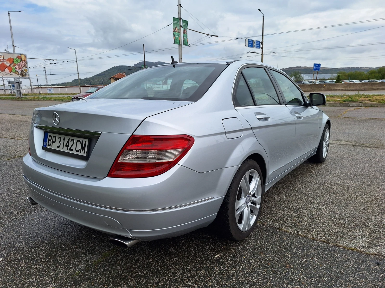 Mercedes-Benz C 320 224кс ТОП състояние 4MATIK - изображение 7