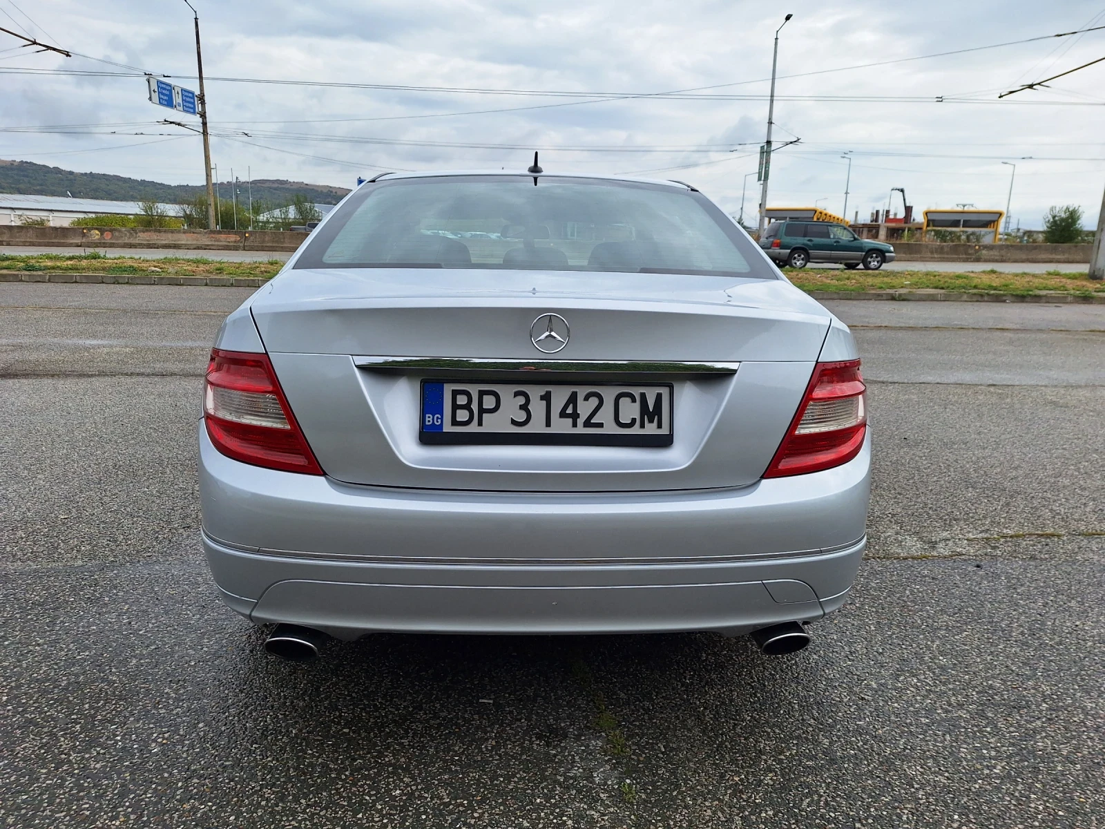 Mercedes-Benz C 320 224кс ТОП състояние 4MATIK - изображение 4