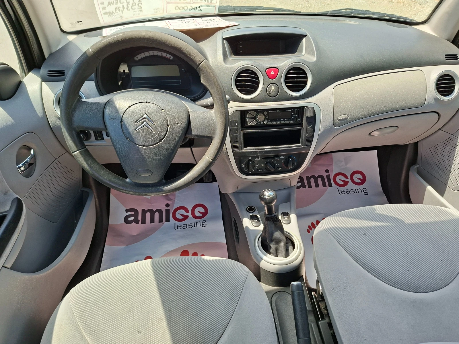 Citroen C3 1.1i* CLIMATIC* , снимка 8 - Автомобили и джипове - 50023340