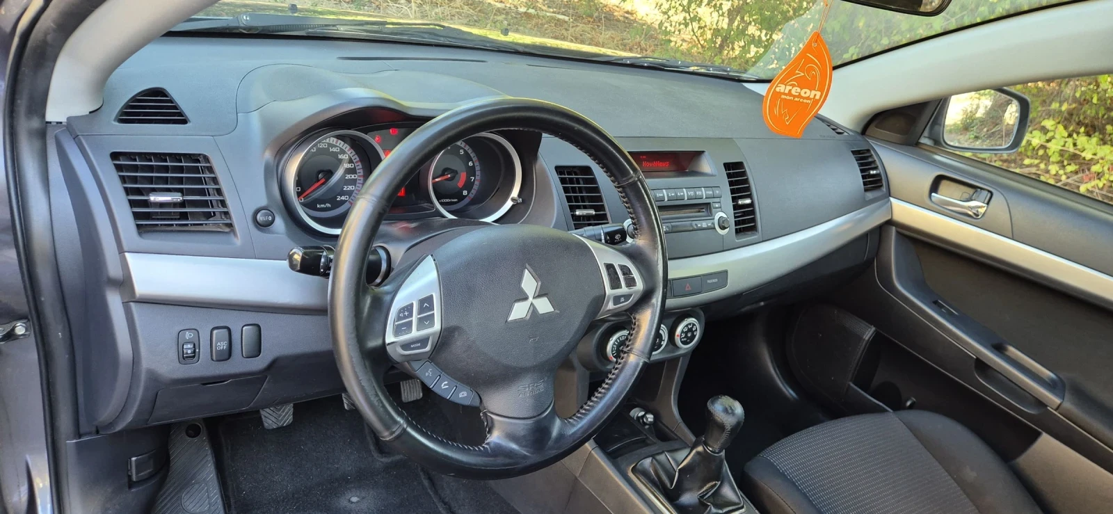 Mitsubishi Lancer 1.8-140кс.КЛИМА | Mobile.bg — изображение 16