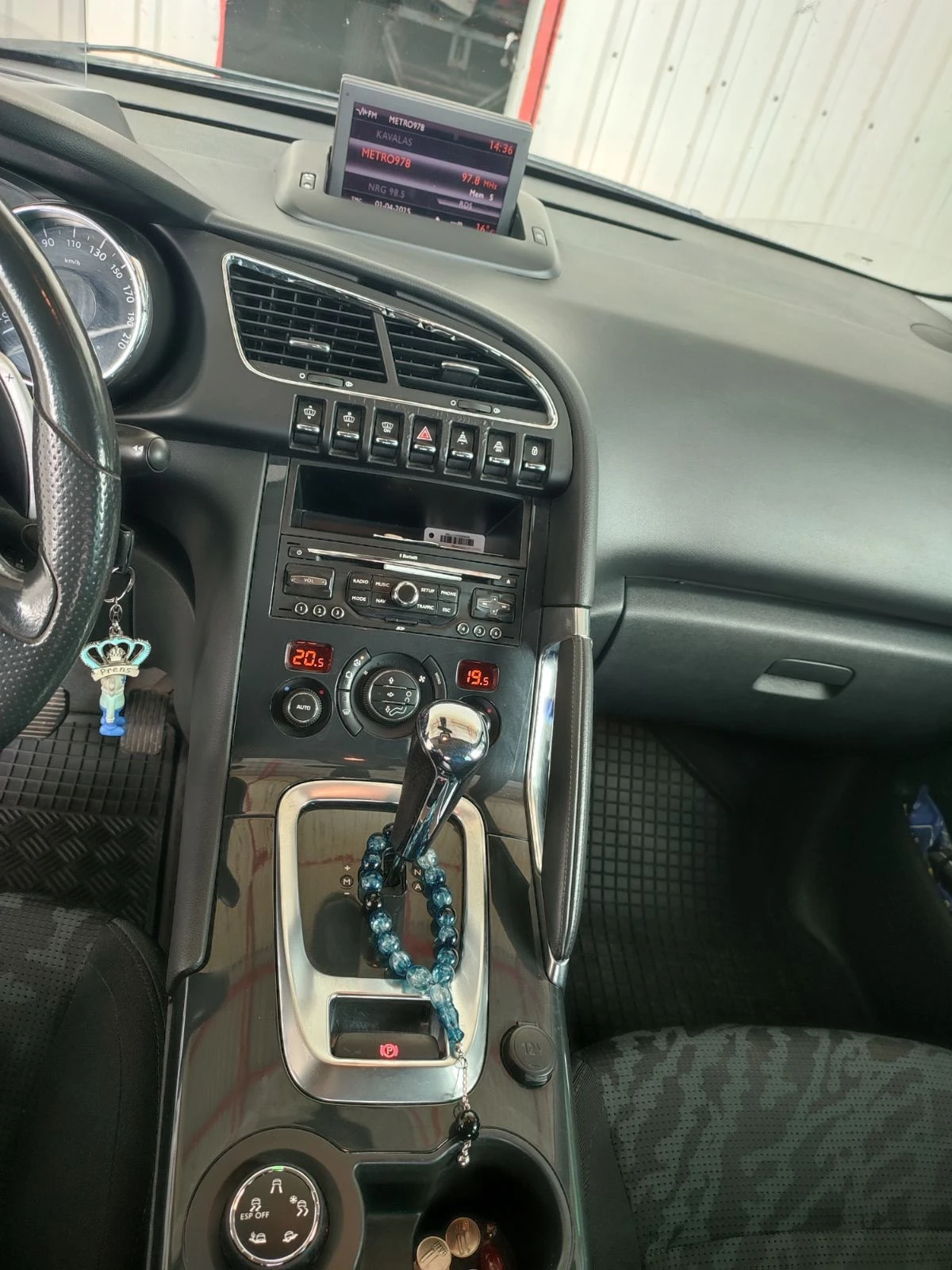 Peugeot 3008 1.6hdi - изображение 6