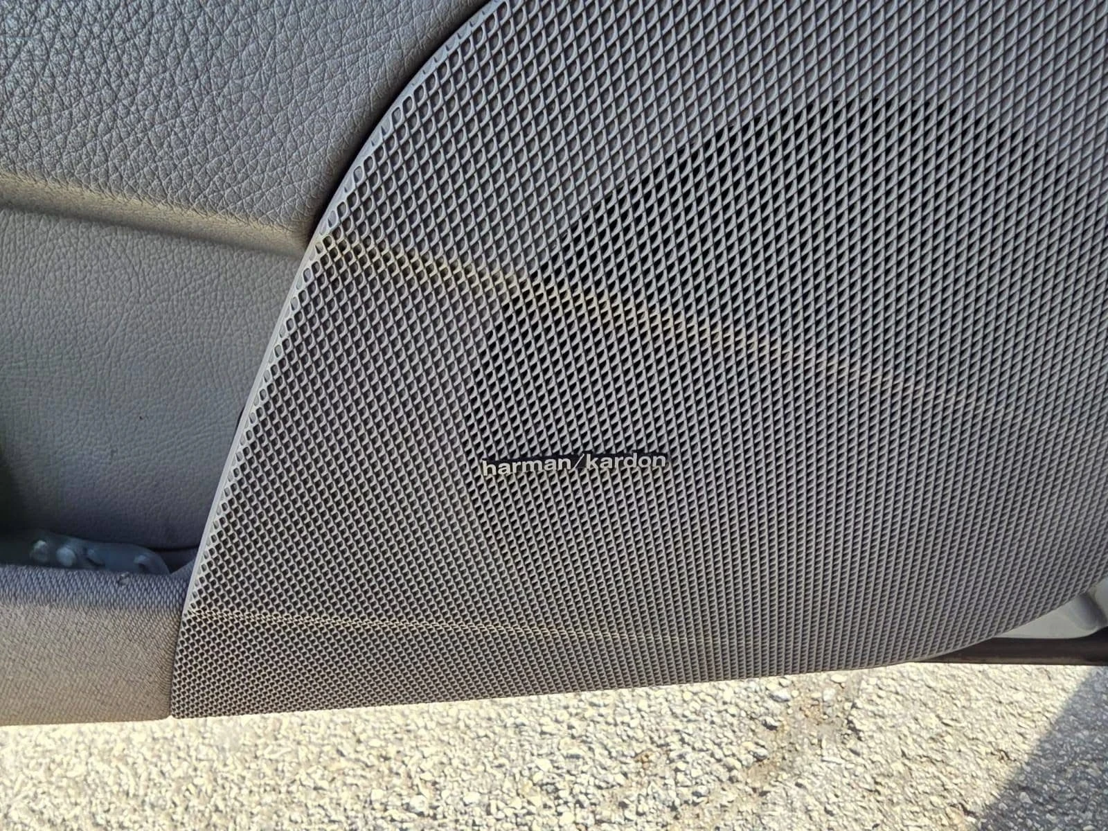 Mercedes-Benz E 320 3.2 224hp 7G  - изображение 8