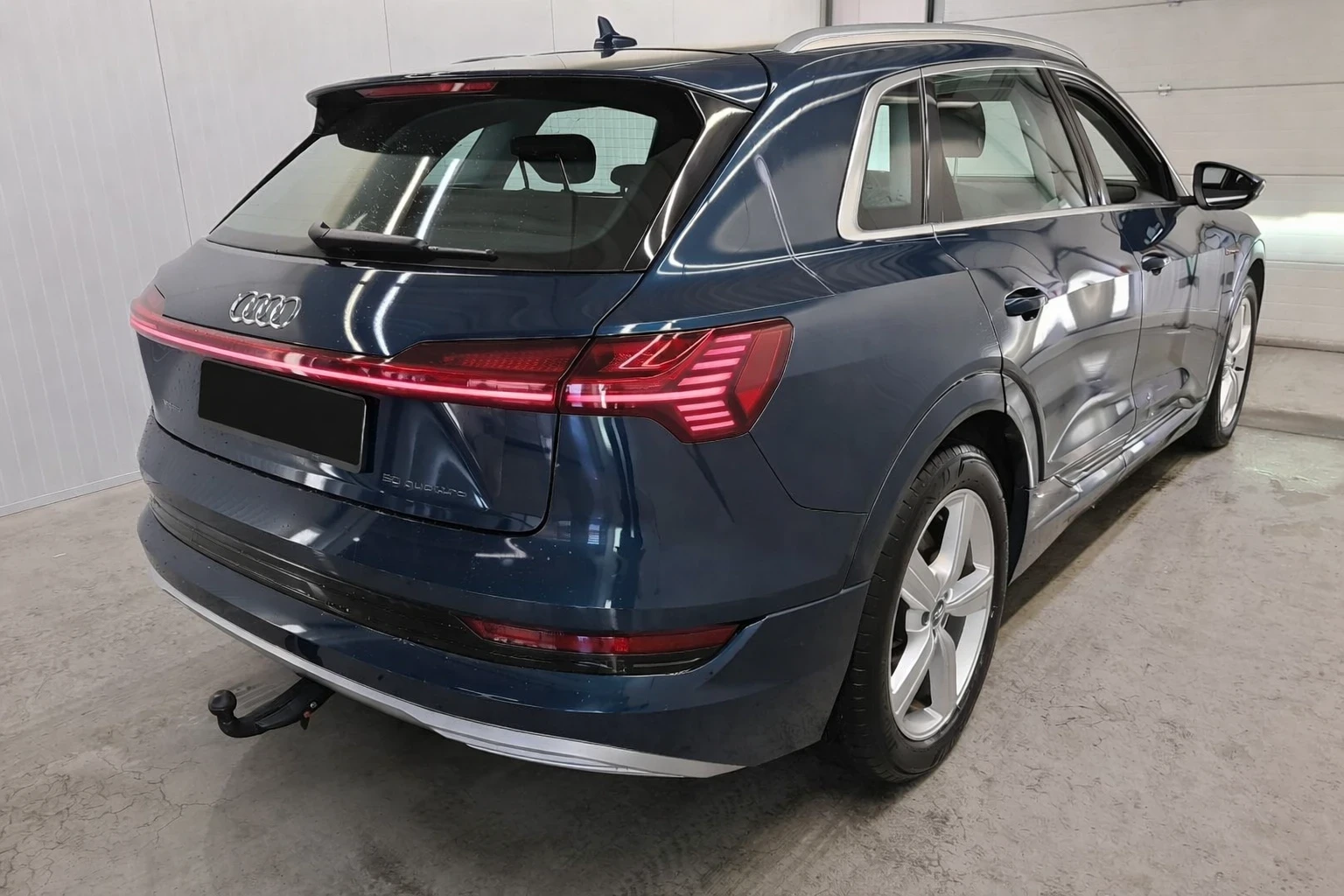 Audi E-Tron Е трон 50 Business Quattro - изображение 2