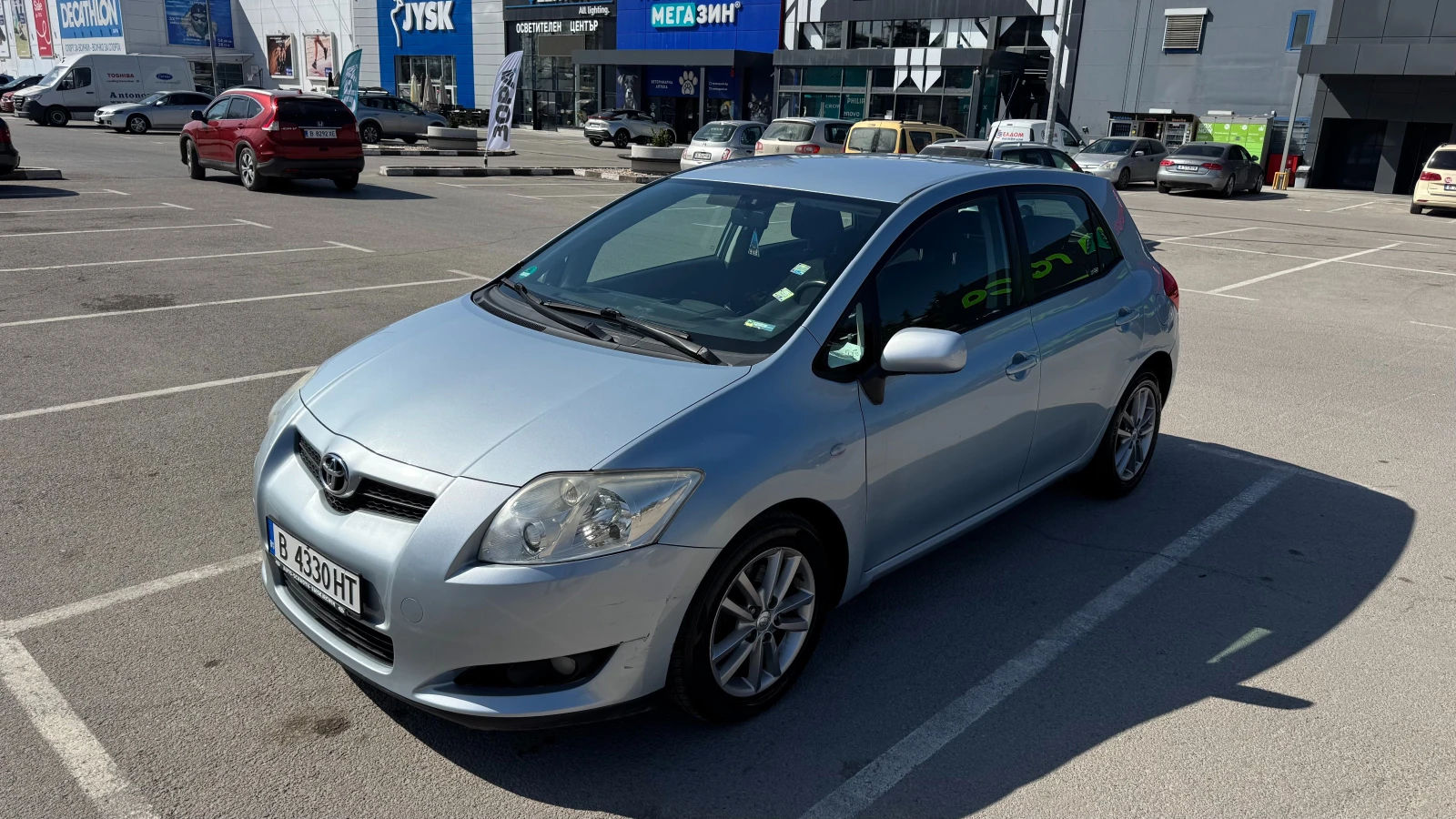 Toyota Auris, снимка 3 - Автомобили и джипове - 53824398