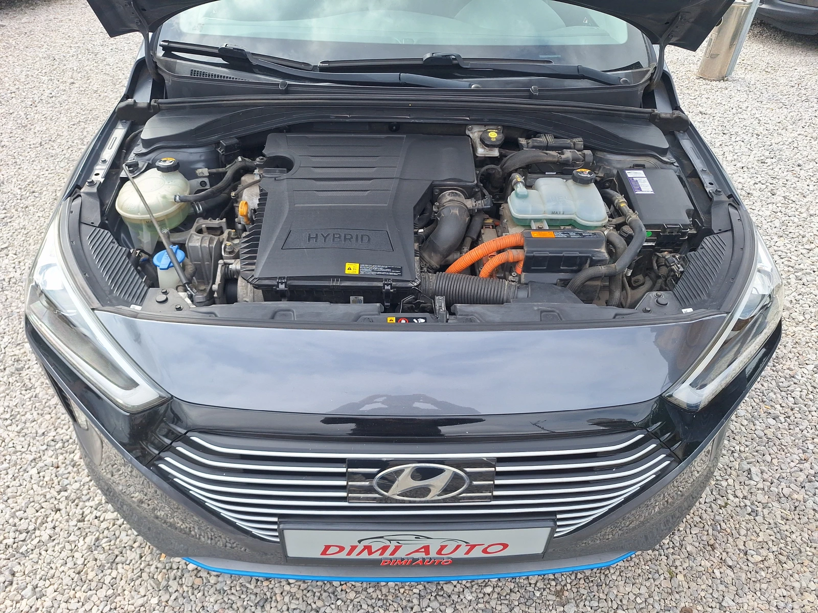 Hyundai Ioniq 1.6 Hybrid Navi Key Less Led Distronik!, снимка 17 - Автомобили и джипове - 53912260