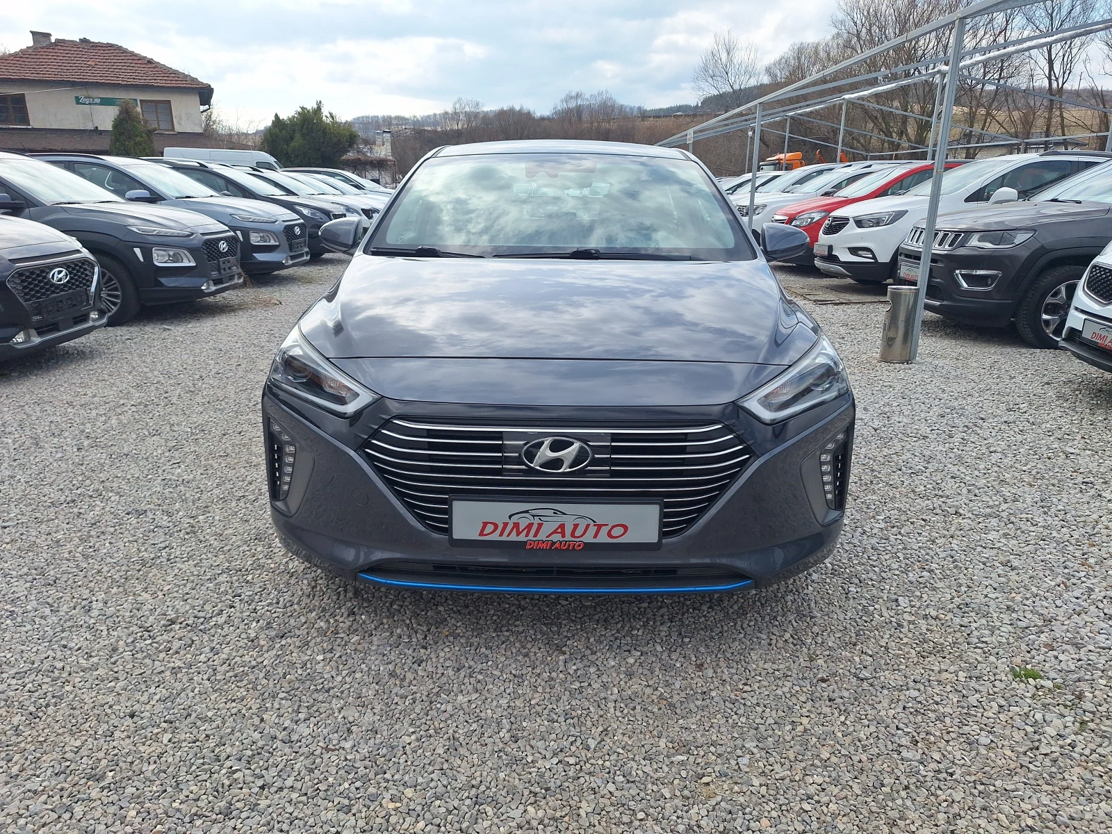 Hyundai Ioniq 1.6 Hybrid Navi Key Less Led Distronik!, снимка 8 - Автомобили и джипове - 53912260