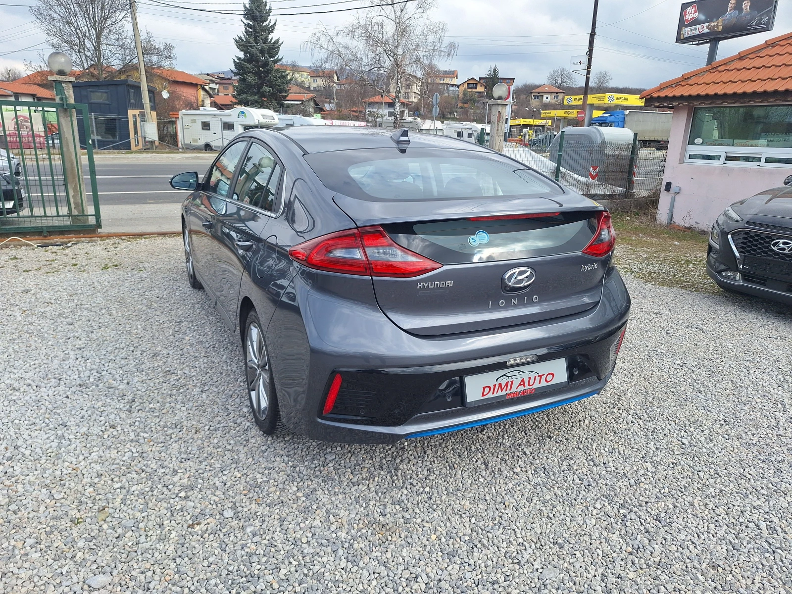 Hyundai Ioniq 1.6 Hybrid Navi Key Less Led Distronik!, снимка 5 - Автомобили и джипове - 53912260