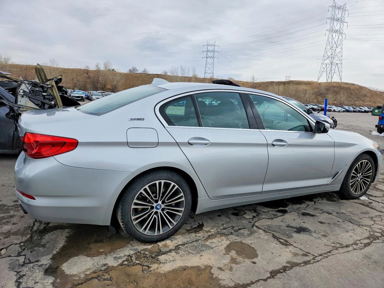 BMW 530 2.0l Xe, снимка 3 - Автомобили и джипове - 54193196