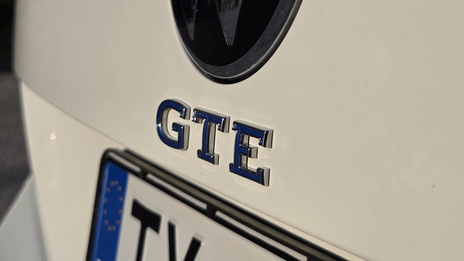 VW Passat GTE/Plug-In hybrid, снимка 8 - Автомобили и джипове - 54648592