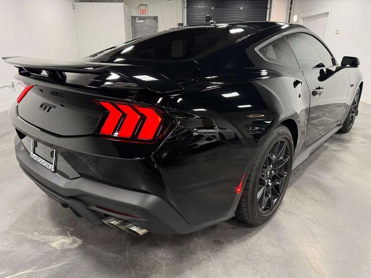 Ford Mustang * GT Premium Fastback* ПОДГРЕВ* 2 КЛЮЧА* , снимка 3 - Автомобили и джипове - 54304131