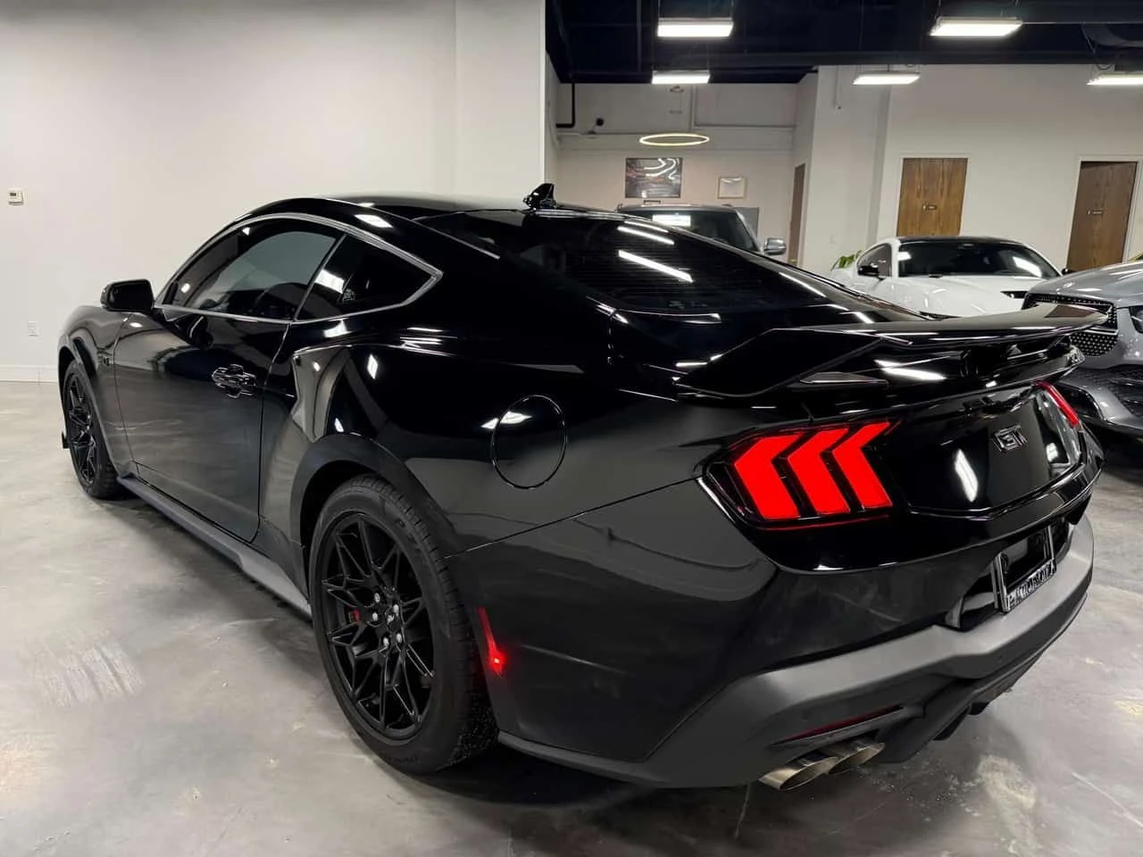 Ford Mustang * GT Premium Fastback* ПОДГРЕВ* 2 КЛЮЧА* , снимка 2 - Автомобили и джипове - 54304131