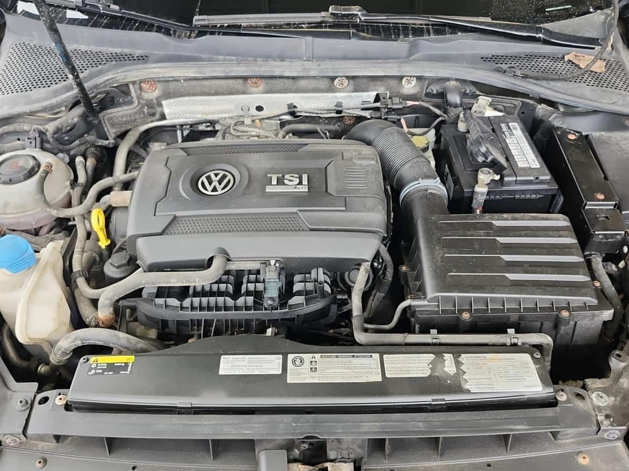 VW Golf R| ПОДГРЕВИ| 2 КЛЮЧА| БЕЗ УДАРИ| CARFAX, снимка 15 - Автомобили и джипове - 54444246