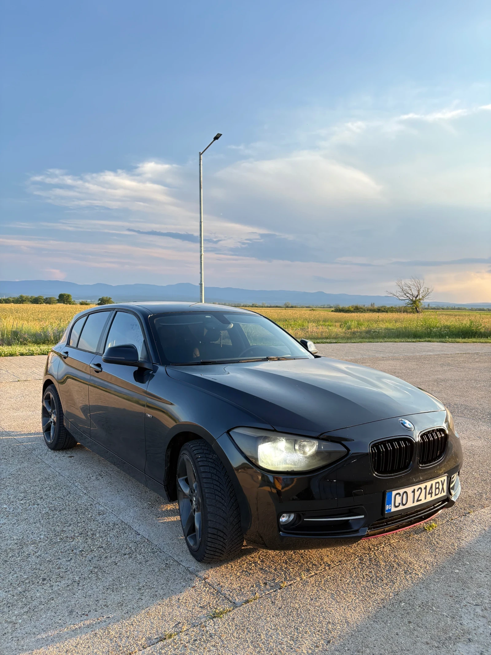 BMW 118 2.0D SPORT , снимка 2 - Автомобили и джипове - 54857469
