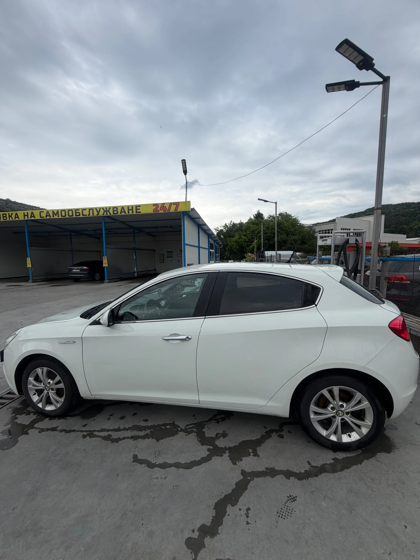 Alfa Romeo Giulietta, снимка 4 - Автомобили и джипове - 54917079
