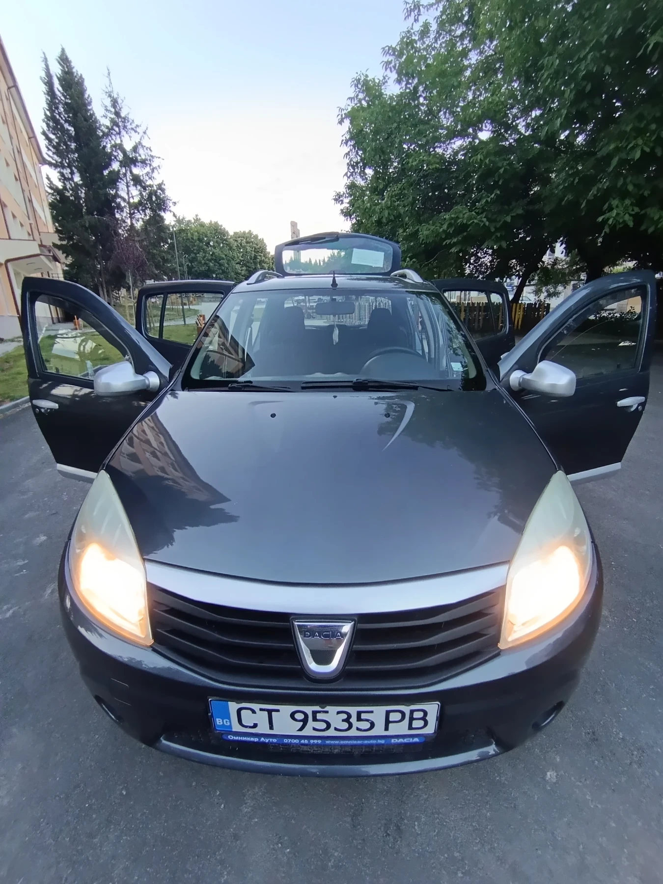Dacia Sandero 1.4 MPI, снимка 4 - Автомобили и джипове - 55002873