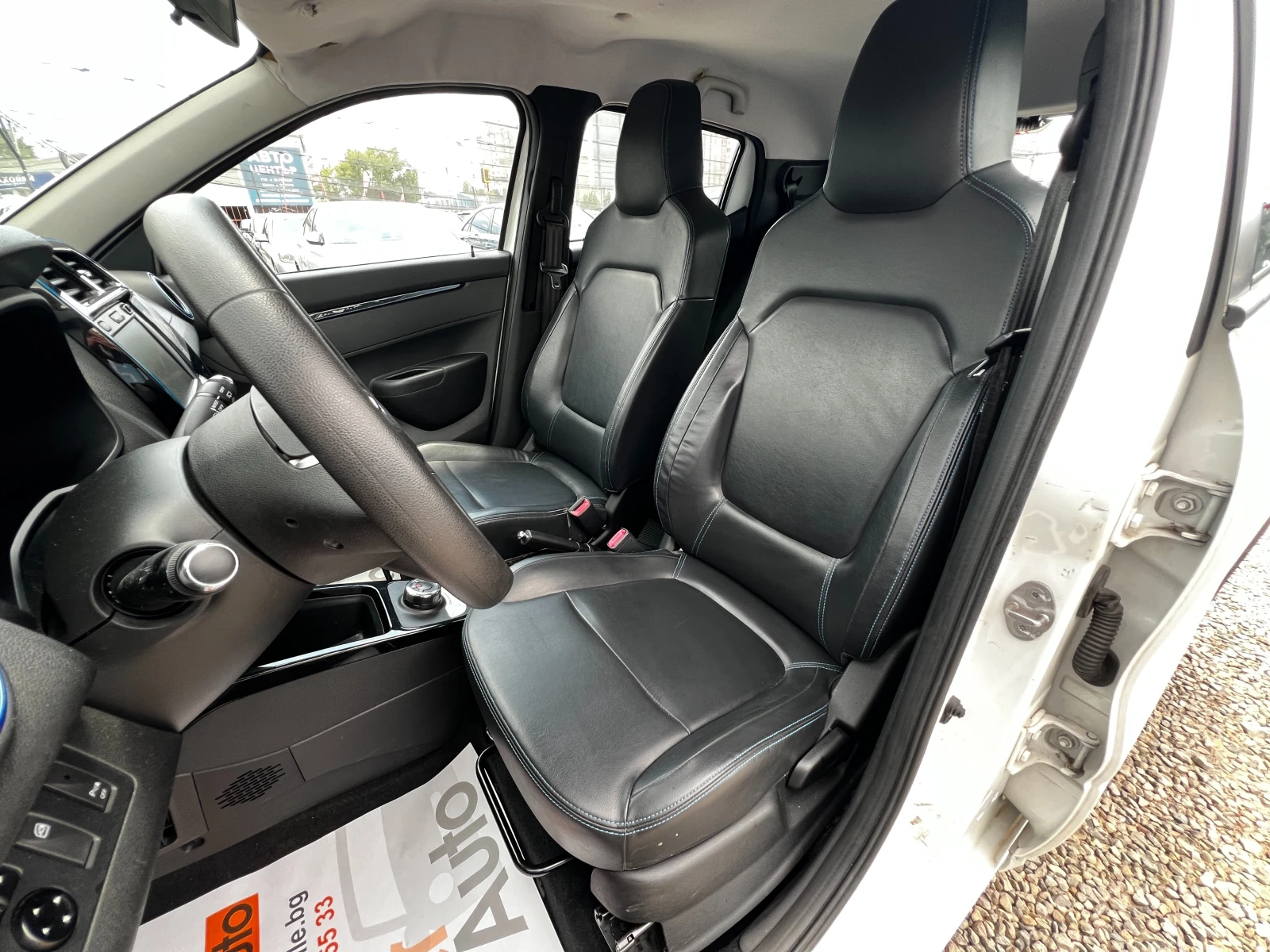 Dacia Spring 33kWh/Пробег 230км./29000км./NAVI/КОЖА/КАМЕРА , снимка 8 - Автомобили и джипове - 55061267