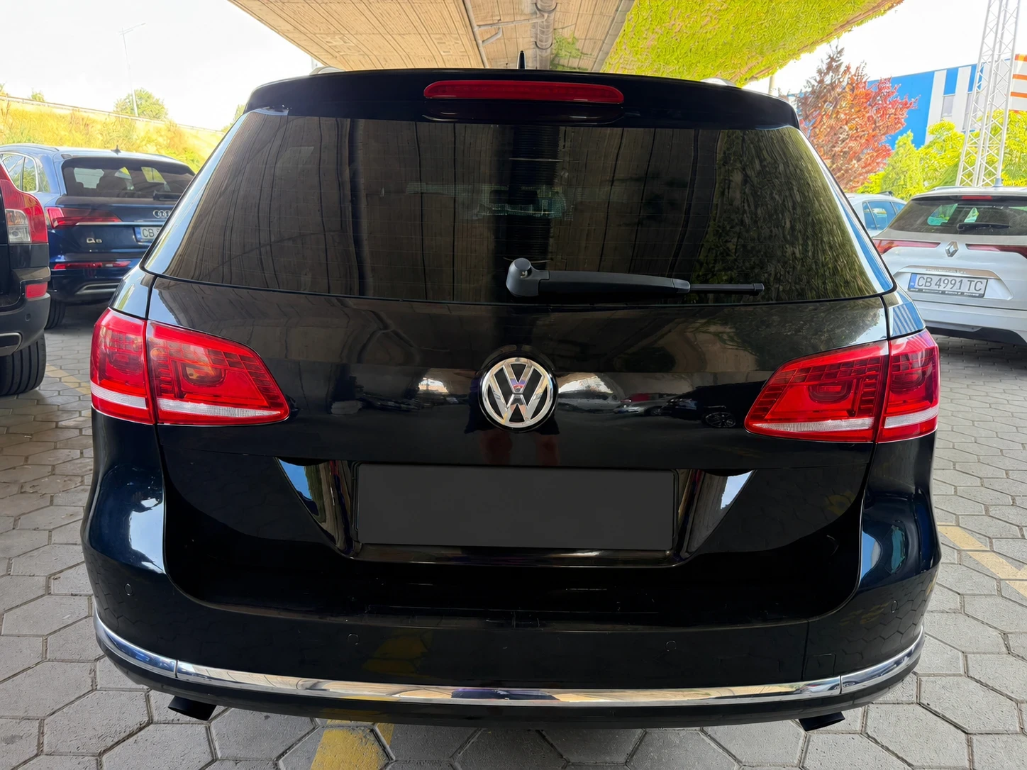 VW Passat 170к.с 4motion CAR PLAY Podgrev Obduhvane, снимка 4 - Автомобили и джипове - 55361137
