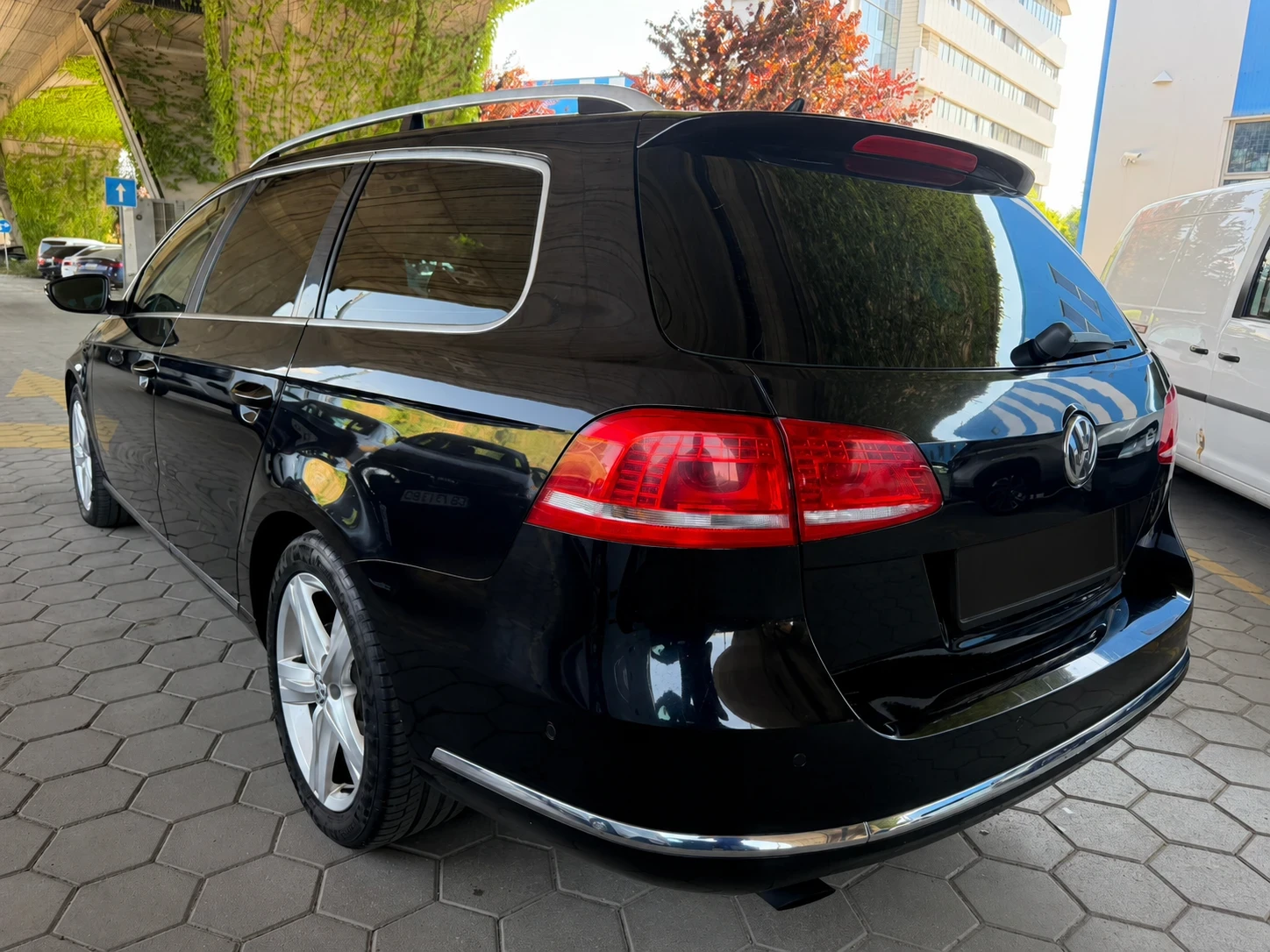 VW Passat 170к.с 4motion CAR PLAY Podgrev Obduhvane, снимка 3 - Автомобили и джипове - 55361137