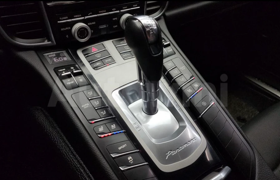 Porsche Panamera * АвтоКредит* (ЦЕНА ДО БГ), снимка 9 - Автомобили и джипове - 55433887